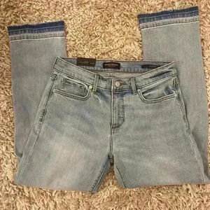 Women’s Straight Leg Girlfriend Crop Jeans NEW size‎ 27